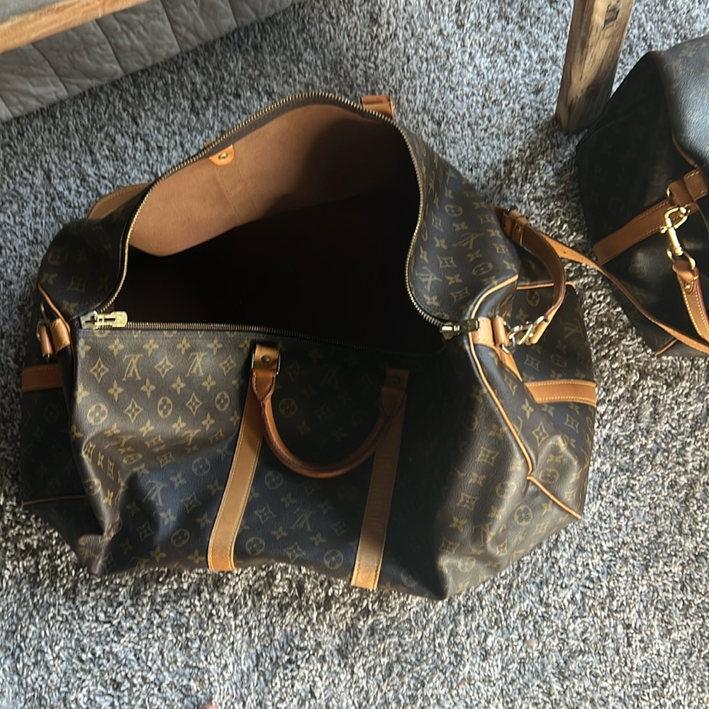 Louis Vuitton Keepall 60 Bandouliere Duffel Bag - Picture 15 of 16